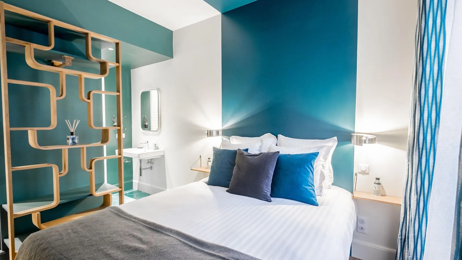 1er Etage Sopi-montmartre 3*