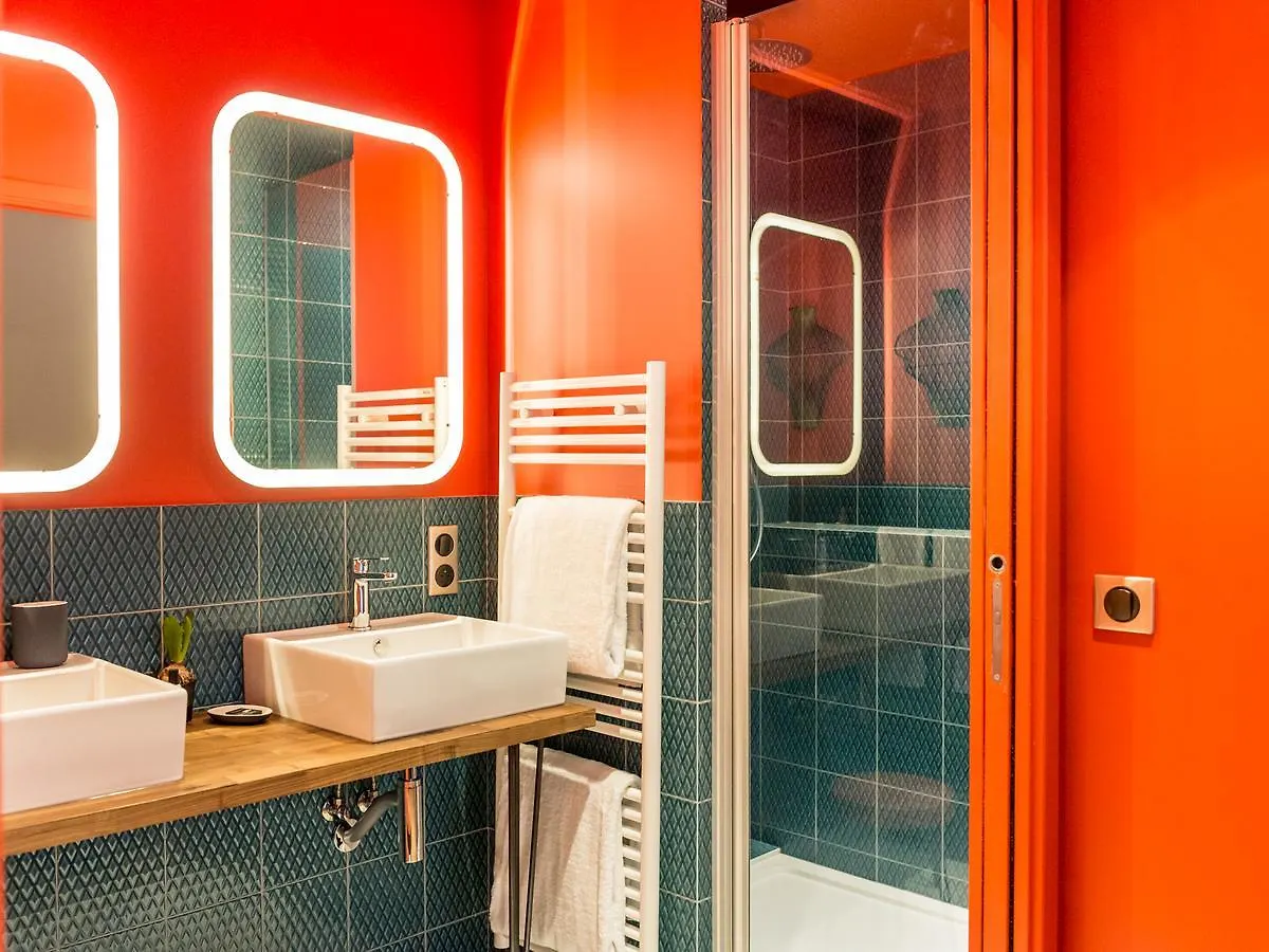 1er Etage Sopi-montmartre Paris