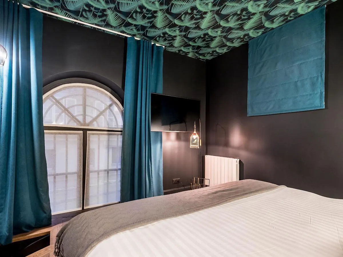 Hotel 1er Etage Sopi-montmartre 3*